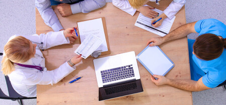 Examenadviescommissie bijeen op 14 april 2026